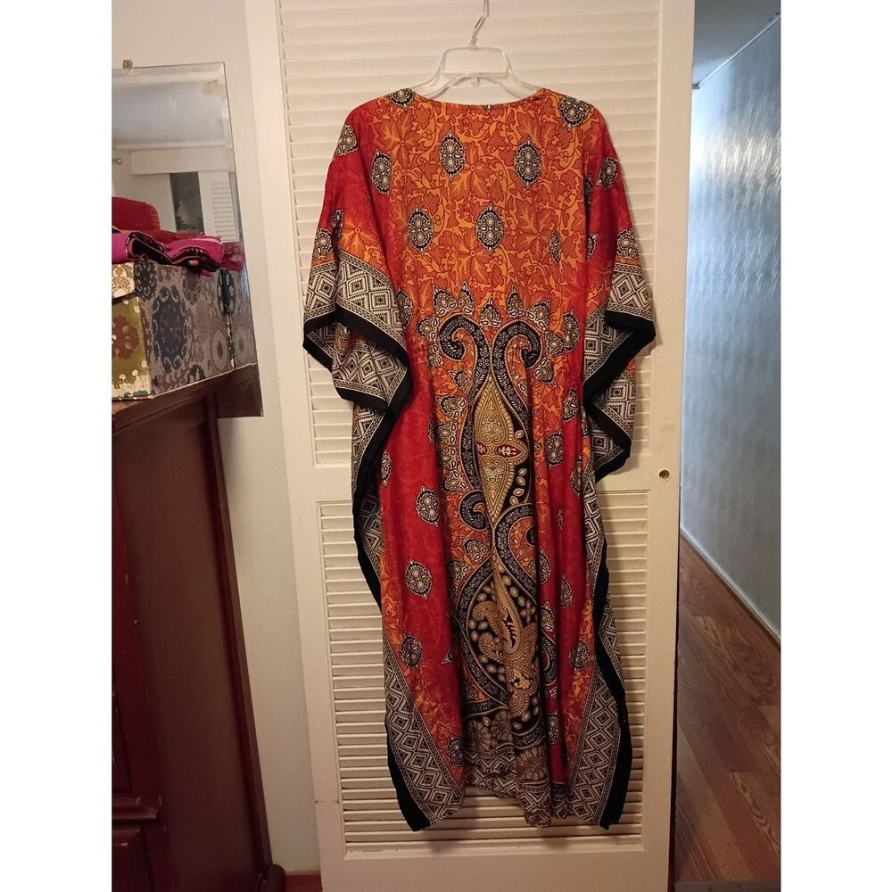 Bold Red & Orange Paisley Maxi Kaftan - Picture 5 of 5